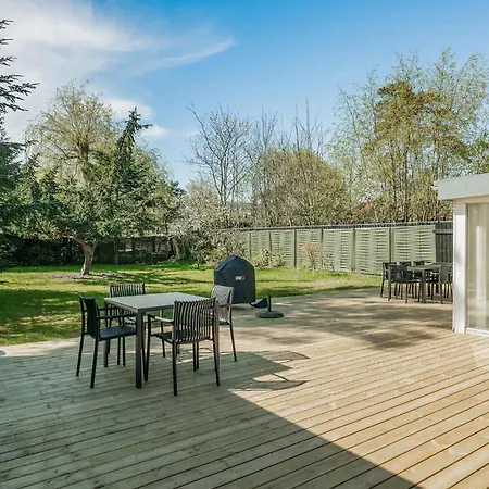 4 Bedroom Lovely In Vaeggerlose Casa de Férias Bøtø By